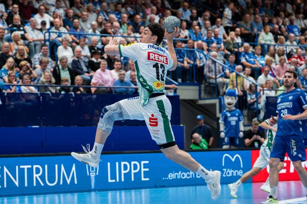 Handball, HBL, TBV Lemgo - SC DHfK Leipzig #3 TBV Lemgo Lippe (GER) vs. SC DHfK Leipzig (GER), Handball, Daikin Handball Bundesliga, 33. Spieltag, 3.6.2026, Saision 2025 2026, Lemgo Matej Klima (SC DHfK Leipzig, 13) im Torwurf Lemgo Phoenix Contact Arena Deutschland