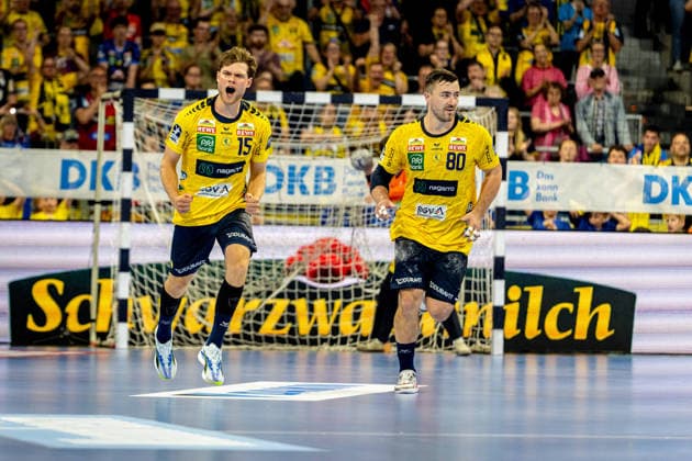 Handball, HBL, Rhein-Neckar Löwen - TSV Hannover-Burgdorf #6 03.06.2026, xdaymx, Handball Daikin HBL, Rhein Neckar Loewen - TSV Hannover-Burgdorf Torjubel von David MorÃ (Rhein-Neckar Löwen) und Jannik Kohlbacher (Rhein-Neckar Löwen) (DFL DFB REGULATIONS PROHIBIT ANY USE OF PHOTOGRAPHS as IMAGE SEQUENCES and or QUASI-VIDEO) Mannheim