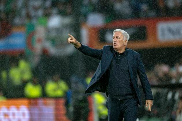 Fußball, Testspiel, Niederlande - Algerien #3 ROTTERDAM - National coach Vladimir Petkovic of the Algerian team during the 2026 World Cup friendly match between the Netherlands and Algeria at Stadium De Kuip on June 3, 2026, in Rotterdam, the Netherlands. (Photo by Stefan Koops EYE4IMAGES DeFodi Images) - *** ROTTERDAM National coach Vladimir Petkovic of the Algerian team during the 2026 World Cup friendly match between the Netherlands and Algeria at Stadium De Kuip on June 3, 2026, in Rotterdam, the Netherlands Photo by Stefan Koops EYE4IMAGES DeFodi Images