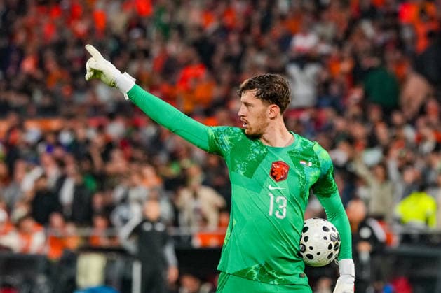 Fußball, Testspiel, Niederlande - Algerien #3 Friendly: Netherlands v Algeria Rotterdam - Goalkeeper Robin Roefs of The Netherlands during the International Friendly, Länderspiel, Nationalmannschaft between Netherlands v Algeria at De Kuip on 3 June 2026 in Rotterdam, Netherlands. Copyright: xTomxBodex