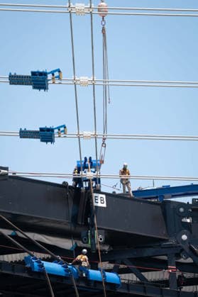 NFL, Bauarbeiten am neuen Stadion der Tennessee Titans June 3, 2026, Nashville, Tennessee, USA: Construction continues on the roof structure at the new Tennessee Titans stadium in Nashville. Tennessee Titans New Stadium  - ZUMAh237 20260603_zsp_h237_002 Copyright: xCamdenxHallx