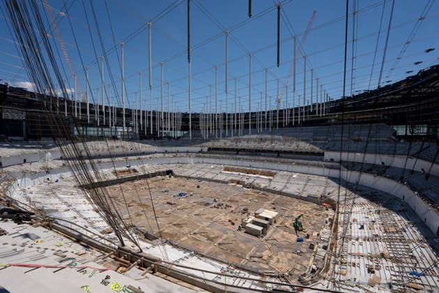 NFL, Bauarbeiten am neuen Stadion der Tennessee Titans June 3, 2026, Nashville, Tennessee, USA: Construction continues at the new Tennessee Titans stadium in Nashville. Tennessee Titans New Stadium  - ZUMAh237 20260603_zsp_h237_013 Copyright: xCamdenxHallx