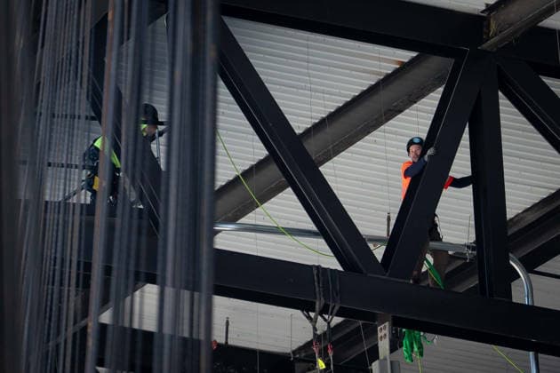 NFL, Bauarbeiten am neuen Stadion der Tennessee Titans June 3, 2026, Nashville, Tennessee, USA: Construction continues on the roof structure at the new Tennessee Titans stadium in Nashville. Tennessee Titans New Stadium  - ZUMAh237 20260603_zsp_h237_016 Copyright: xCamdenxHallx