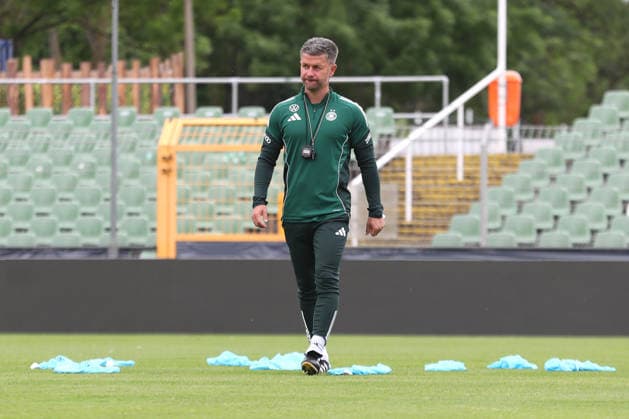 Fußball, Frauen, U23, Nationalteam Deutschland, Training DFB-U23-Frauen: Training der Nationalmannschaft Deutschland, 03.06.26 Cheftrainer Michael Urbansky. Fußball, DFB-U23-Frauen: Nationalmannschaft Deutschland trainiert am 03.06.26 im Alfred-Kunze-Sportpark Leipzig-Leutzsch. Copyright: xBEAUTIFULxSPORTS JanxKaeferx