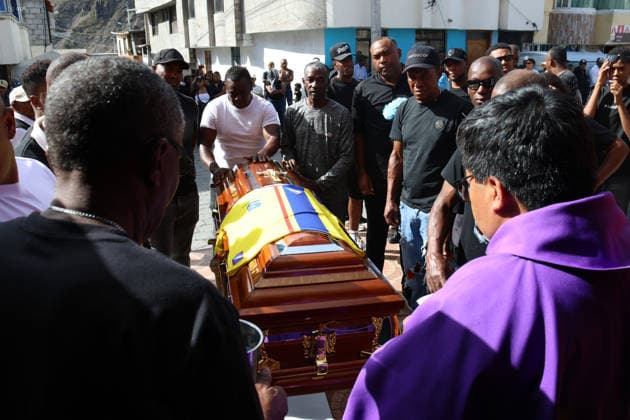 Fußball, Raul Fernando Guerron Mendez Beisetzung in Valle del Chota, Ecuador SEPELIO-RAUL FERNANDO GUERRON MENDEZ-JUNCAL-VALLE DEL CHOTA Ibarra, la tarde de este dia miercoles 3 de junio en la iglesia de la comunidad del Juncal se realizaron las honras funebres de Raul Fernando Guerron historico jugador mundialista de la Seleccion de futbol del Ecuador, familiares amigos y la comunidad le brindan el ultimo adios. Fotos: Juan Carlos Cevallos API Ibarra Imbabura Ecuador Copyright: xJuanxCarlosxCevallosx