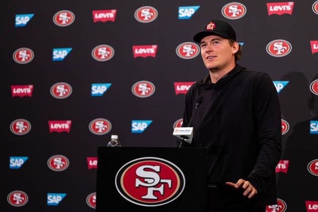SANTA CLARA, CA - JUNE 03: during a team OTA practice at SAP Performance Facility on June 3, 2026 in Santa Clara, CA. (Photo by Matthew Huang Icon Sportswire) NFL, American Football Herren, USA JUN 03 San Francisco 49ers OTA EDITORIAL USE ONLY Icon260603050