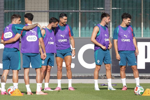 Training of the Portuguese national football team in the football city of Oeiras - Portugal, June 3, 2026, in Alges, Portugal. Bruno Fernandes (Portugal ,8) , Cristiano Ronaldo (Portugal ,7) , Goncalo Inacio (Portugal ,14) , Tomas Araujo (Portugal ,) Copyright: HMBxMedia FernandoxSoares