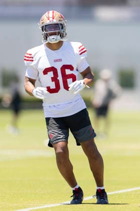 NFL, American Football Herren, USA San Francisco 49ers - Practice June 3, 2026; Santa Clara, California, USA; San Francisco 49ers safety Marques Sigle (36) warms up before practice at the SAP Performance Center adjacent to Levi™s Stadium. Mandatory Credit: Stan Szeto-Imagn Images Santa Clara California USA EDITORIAL USE ONLY Copyright: xStanxSzetox StanxSzetox iosphotos411509