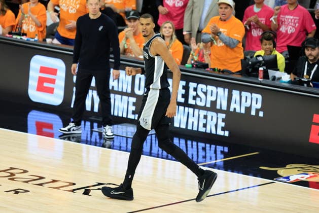 NBA, Basketball Herren, USA Finals Game 1 - New York Knicks at San Antonio Spurs San Antonio Spurs forward Victor Wembanyama in action during Game 1 of the NBA Finals between the New York Knicks and the San Antonio Spurs in San Antonio, Texas, USA, 03 June 2026. SAN ANTONIO United States  Copyright: xADAMxDAVISx