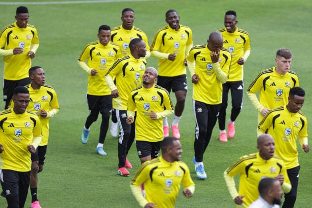 (260604) -- PACHUCA, June 4, 2026 -- Players of the South African national soccer team perform exercises during a team s open training session for the FIFA World Cup, WM, Weltmeisterschaft, Fussball 2026 at Hidalgo Stadium in Pachuca, Hidalgo State, Mexico, on June 3, 2026. (Photo by Xinhua) (SP)MEXICO-PACHUCA-FOOTBALL-FIFA WORLD CUP-SOUTH AFRICA TEAM TRAINING FranciscoxCanedo 