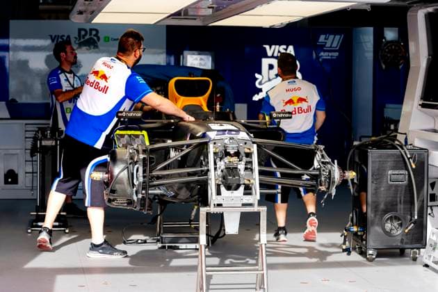 MONACO - Mechanics at work on the car of Formula 1 driver Liam Lawson of Visa Cash App Racing Bulls Formula One Team during the Formula 1 Monaco Grand Prix on the Monaco Street Circuit on June 4, 2026 in Monaco, Monaco. (Photo by DeFodi Images) -