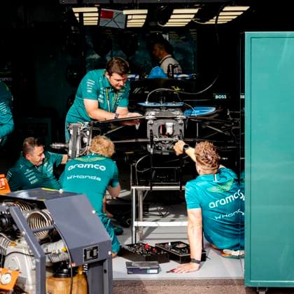 MONACO - Mechanics at work on the car of Formula 1 driver Fernando Alonso or Aston Martin Aramco Formula 1 Team during the Formula 1 Monaco Grand Prix on the Monaco Street Circuit on June 4, 2026 in Monaco, Monaco. (Photo by DeFodi Images) -