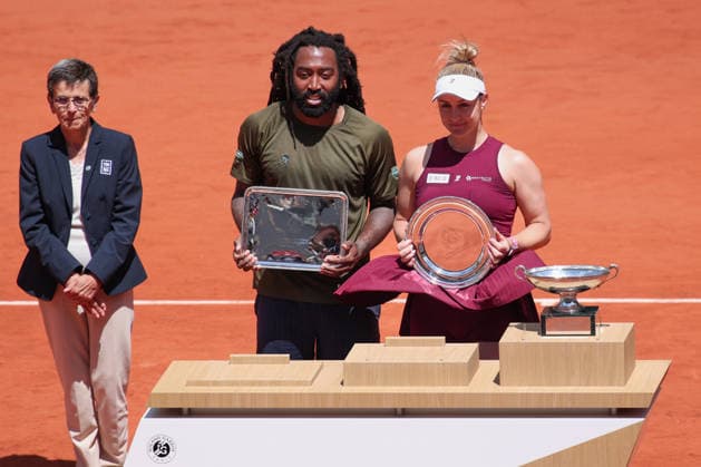 Gabriela Dabrowski, Evan King, Mixed Doppel, Mixed Doubles, Siegerehrung, Presentation Tennis - French Open 2026 - Roland Garros - Paris - - France - 4 June 2026. Copyright: xJuergenxHasenkopfx
