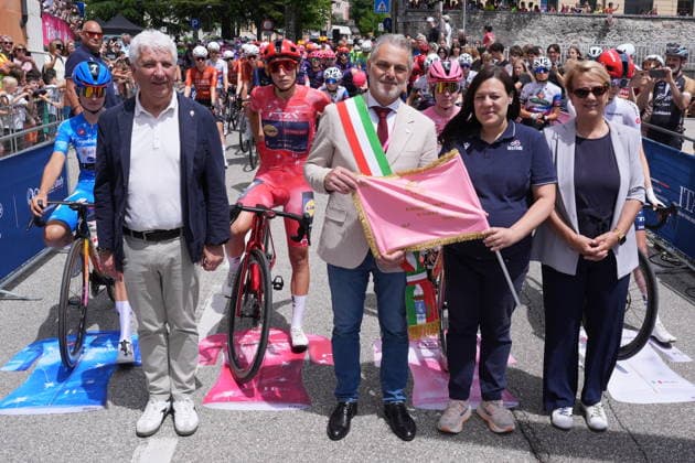 The flag during Stage 6 of the Giro d™Italia Women, from Ala to Brescello, Italy, Tuesday, June 4, 2026  Copyright: xDavidexSpada LaPressex