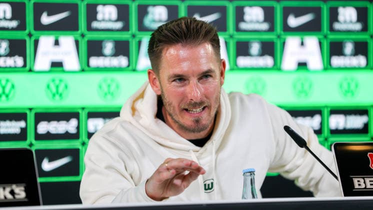PK VfL Wolfsburg, 04.06.2026, Fußball, Herren, Saison 2026 2027, 2. BL, der VfL Wolfsburg hat den neuen Trainer Tobias Strobl vorgestellt. Niedersachsen Deutschland
