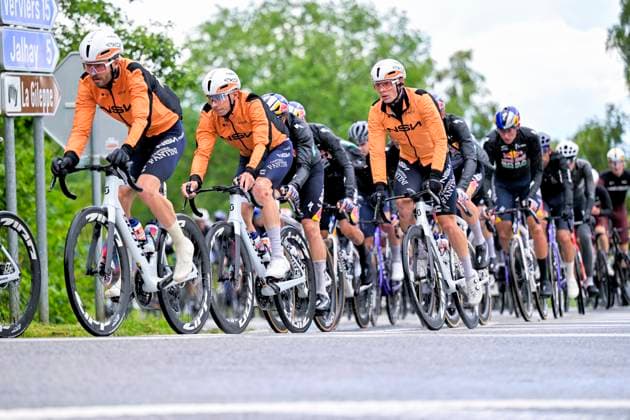 Tour de Wallonie 2026 Stage 4 EUPEN, BELGIUM - JUNE 04 : Team NSN Development in action during stage 4 of the 47th edition of Ethias Tour de Wallonie an UCI ProSeries 2.Pro cycling road race stage for Men Elite of 166.7 km with start in Dison and finish in Eupen on June 4, 2026 in Eupen, Belgium, 04 06 2026 ( Motordriver Pieter Van Herzele - Eupen Belgium  Copyright: xSesx