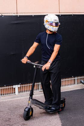 2026 Formula 1 Louis Vuitton Monaco Grand Prix LANDO NORRIS (GBR) of McLaren Mastercard Formula 1 Team arriving with a special helmet and a Pure Electric Scooter on Media Day during the 2026 Formula 1 Louis Vuitton Monaco Grand Prix at the Monaco Street Circuit on June 4, 2026. Photo by Antoine LAPEYRE Reveries Agency ABACAPRESS.COM Monaco Monaco  Copyright: xAntoinexLapeyre ReveriesxAgency ABACAx