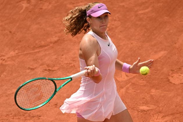2026 French Open (Roland-Garros) - Day 12 PARIS, FRANCE - JUNE 4: Marta Kostyuk (not seen) of Ukraine in action against Mirra Andreyeva during women s Singles semi-final match of the 2026 French Open at Philippe-Chatrier Court in Paris, France on June 04, 2026. Burak Akbulut Anadolu Paris France. Editorial use only. Please get in touch for any other usage.  Copyright: x2026xAnadoluxBurakxAkbulutx