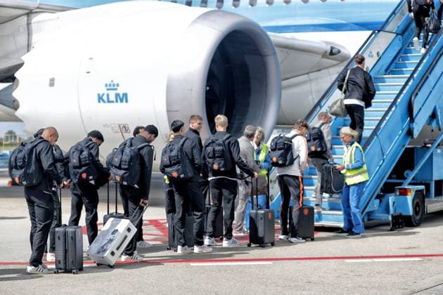 Sport Bilder des Tages SCHIPHOL , 04-06-2026 , Oranje (The Dutch National Football Team) leaves from Amsterdam Schiphol Airport to the USA where it will be one of the 48 countries to play the World Cup 2026. Oranje leaves from Amsterdam Schiphol  x204147163x Copyright: