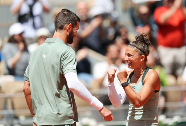 (260604) -- PARIS, June 4, 2026 -- Sara Errani (R) Andrea Vavassori celebrate after winning the mixed doubles final match between Sara Errani Andrea Vavassori of Italy and Gabriela Dabrowski (Canada) Evan King (the United States) at the French Open tennis tournament at Roland Garros, Paris, France, June 4, 2026. ) (SP)FRANCE-PARIS-TENNIS-FRENCH OPEN-MIXED DOUBLES-FINAL WuxHuiwo 