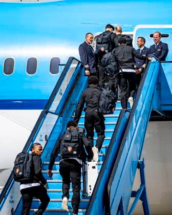 AMSTERDAM - Players of the Dutch national team, Nationalteam board the plane at Schiphol Airport in Amsterdam, the Netherlands, on June 2, 2026, as the Dutch national team departs for the 2026 World Cup. (Photo by Stefan Koops EYE4IMAGES DeFodi Images) -