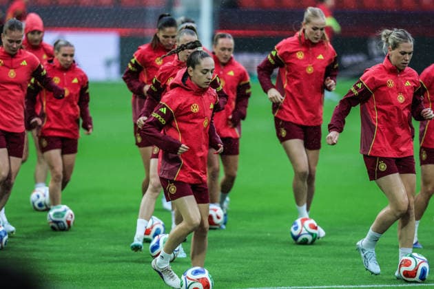 Fussball, WM-Qualifikation Europa (Frauen) Saison 2026 Abschlusstraining Deutschland vor dem Spiel gegen Norwegen 04.06.2026, RheinEnergeieSTADION Die Spielerinnen beim Abschlusstraining Köln RheinEnergieSTADION Nordrhein-Westfalen Deutschland