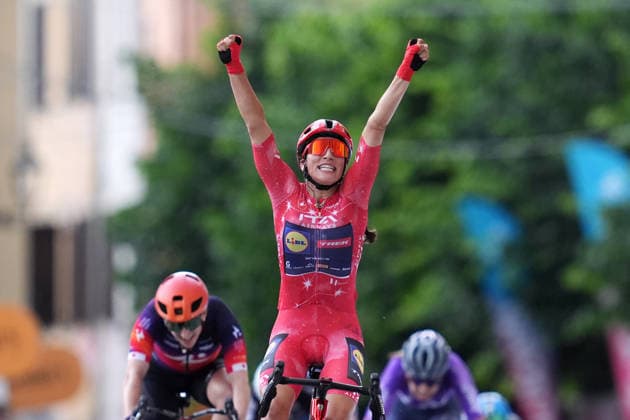 Italy™s Elisa Balsamo of Lidl - Trek™s stage winner during Stage 6 of the Giro d™Italia Women, from Ala to Brescello, Italy, Thursday, June 4, 2026  Copyright: xDavidexSpada LaPressex