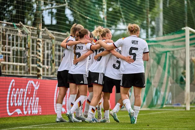 04.06.2026, GER, Frauenfußball, Internationale Testpiele, Freundschaftsspiel, 2026, Deutschland U23 - Dänemark U23 Mannschaft, Deutschland, Jubel nach 1:0 Leipzig Alfred-Kunze-Sportpark Sachsen Deutschland