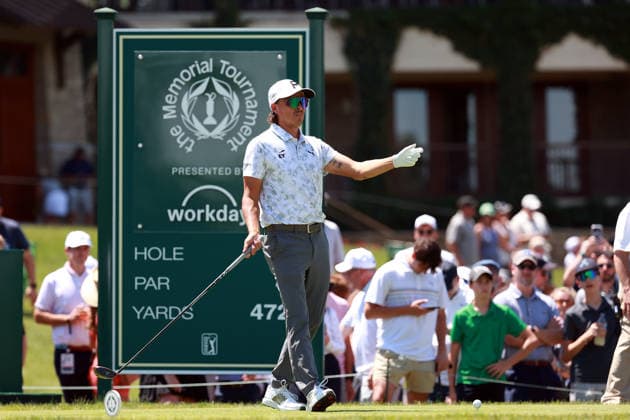 Memorial Tournament presented by Workday DUBLIN, OH - JUNE 04: Rickie Fowler of Murrieta,California gestures at the 10th tee during the first round of the Memorial Tournament presented by Workday at Muirfield Village Golf Club on June 4, 2026 in Dublin, Ohio. Dublin Ohio United States  Copyright: xAmyxLemusx originalFilename:lemus-memorial260604_np83b.jpg