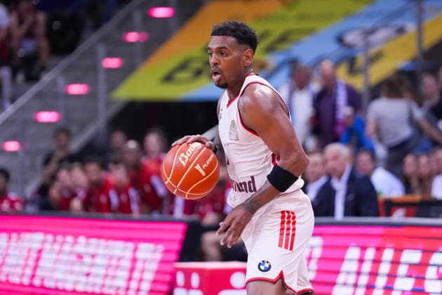 04.06.2026, xydrx, Basketball, easyCredit Basketball Bundesliga, Playoffs, Halbfinale Spiel 3, Telekom Baskets Bonn - FC Bayern München Basketball, Telekom Dome Bonn: Xavier Rathan-Mayes (FC Bayern Muenchen Basketball, 4) Copyright: HMBxMedia YannisxDreimann