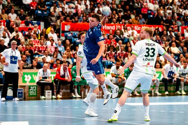 04.06.2026, xdobgx, Handball Daikin HBL, Handball Verein Hamburg - HSG Wetzlar v.l. Nicolaj Jorgensen (Handball Sport Verein Hamburg, 11) beim Wurf, in action, throwing Nicolaj Jorgensen (Handball Sport Verein Hamburg, 11) beim Wurf, in action, throwing Hamburg