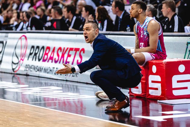 easyCreditBBL, Playoff-Halbfinale 3, Telekom Baskets Bonn vs. FC Bayern Basketball, 4.6.2026 Marko Stankovic (Telekom Baskets Bonn Head Coach) versteht die Welt nicht mehr - easyCreditBBL, Playoff-Halbfinale 3, Telekom Baskets Bonn vs. FC Bayern Basketball, 4.6.2026, Telekom Dome Bonn Copyright: xBEAUTIFULxSPORTS Derixx