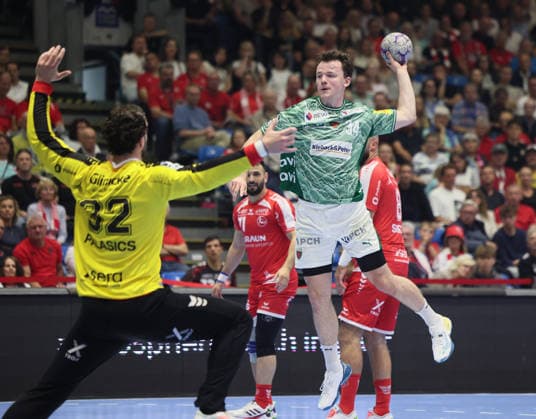 GER HBL Saison 2025 2026 MT Melsungen vs. FÜCHSE Berlin, 04.06.26, ROTHENBACH-HALLE, Kassel Kristof PALASICS (MT Melsungen 32), Hakun WEST AV TEIGUM (Füchse Berlin 34)