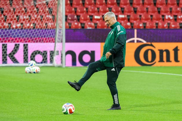 04.06.2026, xgrfx, Fussball DFB-Medientermine, Deutsche Frauennationalmannschaft - Pressekonferenz und Abschlusstraining v.l. Christian Wück (Deutsche Frauennationalmannschaft) (DFL DFB REGULATIONS PROHIBIT ANY USE OF PHOTOGRAPHS as IMAGE SEQUENCES and or QUASI-VIDEO) Köln