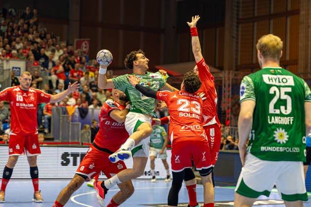 DAIKIN Handball Bundesliga, Kassel, MT Melsungen vs. Fuechse Berlin, Rothenbach-Halle Kassel; 04.06.2026 DAIKIN Handball Bundesliga, Kassel, Germany - 04.06.2026: Lukas Mertens (Fuechse Berlin, 29) beim Wurf, Handball Bundesliga, Spiel der MT Melsungen vs. Fuechse Berlin, Rothenbach-Halle Kassel Copyright: xBEAUTIFULxSPORTS Freudensteinx