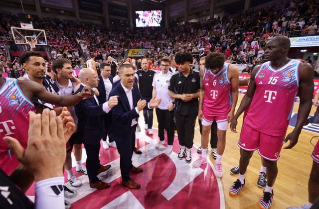 Saisonende für die Telekom Baskets Bonn nach Niederlage vs. FC Bayern München (Muenchen) Basketball Playoffs Halbfinale Spiel 3 - Saison 2025 26