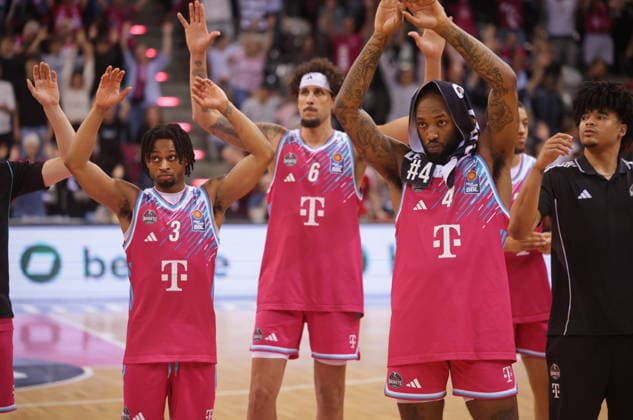 Saisonende für die Telekom Baskets Bonn nach Niederlage vs. FC Bayern München (Muenchen) Basketball Playoffs Halbfinale Spiel 3 - Saison 2025 26