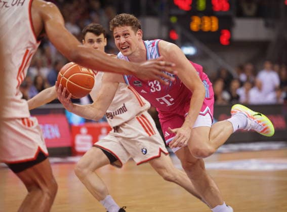 Patrick Heckmann Telekom Baskets Bonn vs. FC Bayern München (Muenchen) Basketball Playoffs Halbfinale Spiel 3 - Saison 2025 26