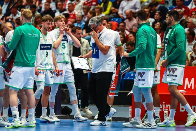Handball I Herren I Saison 2025 2026 I Bundesliga I 33. Spieltag I HSV Hamburg - HSG Wetzlar I 04.06.2026 Runar Sigtryggsson (HSG Wetzlar) bei der Auszeit Copyright: xLobeca RalfxHomburgx