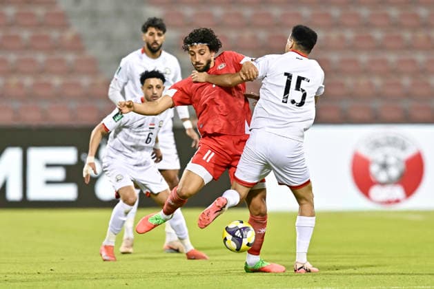 Lebanon v Yemen - AFC Asian Cup 2027 Qualifiers Leonardo Farah Shahin (L) of Lebanon and Osama Anbar of Yemen compete during the Asian Cup Saudi Arabia 2027 Qualifiers match between Lebanon and Yemen at Grand Hamad Stadium Stadium in Doha, Qatar, on June 4, 2026. DOHA Qatar Copyright: xNOUSHADx