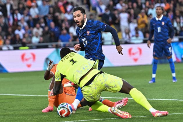 Friendly Match - France v Ivory Coast - FA French midfielder Rayan Cherki kicks the ball during the friendly football match between France and Ivory Coast at the Beaujoire stadium in Nantes on June 4, 2026. Photo by Firas Abdullah ABACAPRESS.COM Nantes Pays de la Loire France  Copyright: xAbdullahxFiras ABACAx
