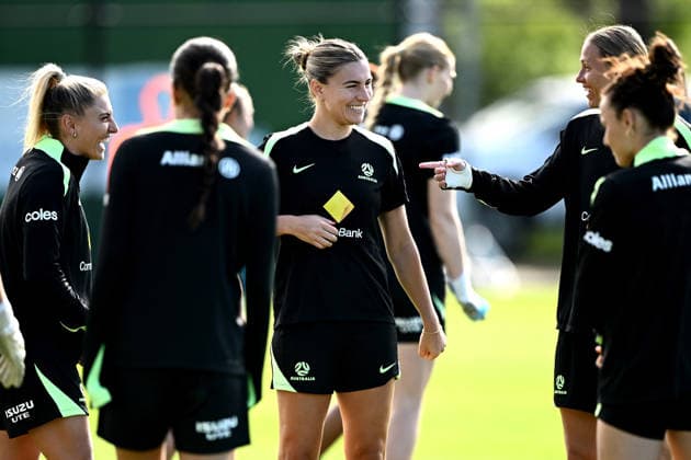 SOCCER MATILDAS TRAINING, Steph Catley (centre) during a Matildas training session ahead of their International Friendly, Länderspiel, Nationalmannschaft match against Mexico, at Sky Park in Sydney, Friday, June 5, 2026. ( NO ARCHIVING Sydney New South Wales Australia  Copyright: xDANxHIMBRECHTSx 20260605149735284893