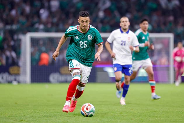 MEXICO national team, Nationalteam International Friendly, Länderspiel, Nationalmannschaft MEXICO NATIONAL TEAM INTERNATIONAL FRIENDLY MEXICO VS SERBIA 04062026 TOLUCA, ESTADO DE MEXICO, MEXICO. Action photo of Roberto Alvarado (25) of the Mexico National team, during friendly game held at the Estadio Nemesio Diez of Toluca, Estado de Mexico against Serbia. Foto de accion de Roberto Alvarado (25) de la Seleccion Nacional de Mexico, durante juego amistoso celebrado en el Estadio Nemesio Diez de Toluca, Estado de Mexico en contra de Serbia. PHOTO BY IMAGENSHOP AGENCIA FOTOGRAFICA TOLUCA ESTADO DE MEXICO MEXICO Copyright: xYOALIxMARTINEZx