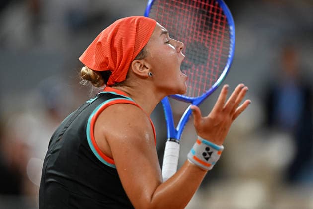 2026 French Open - Diana Schnaider Diana Schnaider RUS) during her semi final match at the 2026 Roland Garros French Tennis open tournament in Paris, France, on June 4, 2026. Photo by Corinne Dubreuil ABACAPRESS.COM Paris France  Copyright: xDubreuilxCorinne ABACAx