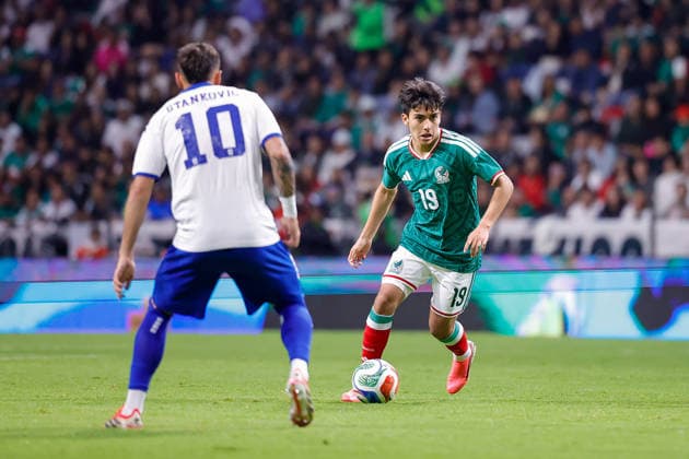 MEXICO national team, Nationalteam International Friendly, Länderspiel, Nationalmannschaft MEXICO NATIONAL TEAM INTERNATIONAL FRIENDLY MEXICO VS SERBIA 04062026 TOLUCA, ESTADO DE MEXICO, MEXICO. Action photo of Gilberto Mora (19) of the Mexico National team, during friendly game held at the Estadio Nemesio Diez of Toluca, Estado de Mexico. Foto de accion de Gilberto Mora (19) de la Seleccion Nacional de Mexico, durante juego amistoso celebrado en el Estadio Nemesio Diez de Toluca, Estado de Mexico. PHOTO BY IMAGENSHOP AGENCIA FOTOGRAFICA TOLUCA ESTADO DE MEXICO MEXICO Copyright: xYOALIxMARTINEZx
