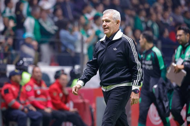 MEXICO national team, Nationalteam International Friendly, Länderspiel, Nationalmannschaft MEXICO NATIONAL TEAM INTERNATIONAL FRIENDLY MEXICO VS SERBIA 04062026 TOLUCA, ESTADO DE MEXICO, MEXICO. Action photo of Javier Aguirre coach of the Mexico National team, during friendly game held at the Estadio Nemesio Diez of Toluca, Estado de Mexico. Foto de accion de Javier Aguirre entrenador de la Seleccion Nacional de Mexico, durante juego amistoso celebrado en el Estadio Nemesio Diez de Toluca, Estado de Mexico. PHOTO BY IMAGENSHOP AGENCIA FOTOGRAFICA TOLUCA ESTADO DE MEXICO MEXICO Copyright: xYOALIxMARTINEZx