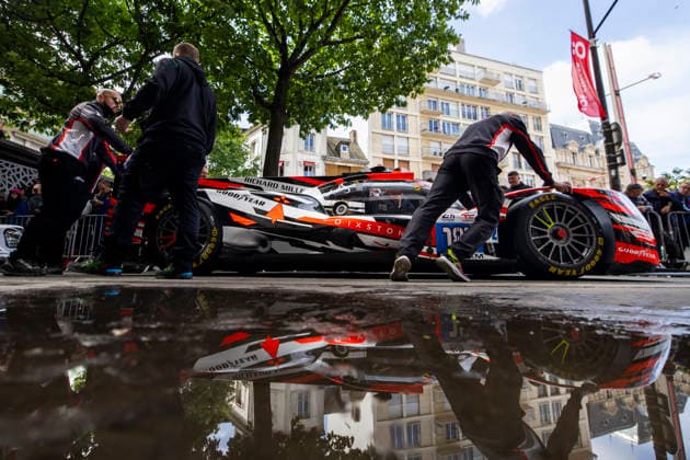 24 HEURES DU MANS 2026 - PESAGE 183 PERRODO Francois (fra), VAXIVIERE Matthieu (fra), BARNICOAT Ben (gbr), AF Corse, Oreca 07 Gibson 183, LMP2 Pro-AM, ambiance during Le Pesage of the 24 Hours of Le Mans 2026, 3rd round of the 2026 FIA World Endurance Championship, from June 5 to 6, 2026 on the Place de la RÃ publique in Le Mans, France - Le MansFrance Copyright: xJULIENxDELFOSSEx