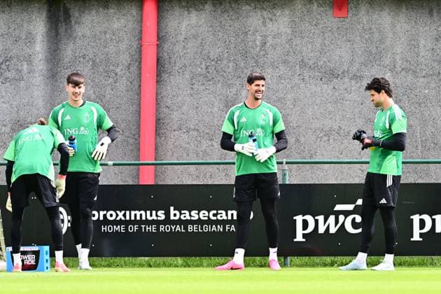 Belgian national football team - FIFA World Cup, WM, Weltmeisterschaft, Fussball 2026 - media activities 05 06 2026 TUBIZE, BELGIUM - JUNE 05 : Penders Mike goalkeeper of Belgium, Courtois Thibaut goalkeeper of Belgium and Lammens Senne goalkeeper of Belgium pictured during a training session at the training grounds of the Royal Belgian Football Association ahead of the FIFA World Cup 2026 on June 4, 2026 in Tubize, Belgium, 04 06 2026 Tubize Belgium  Copyright: xPeterxDexVoechtx