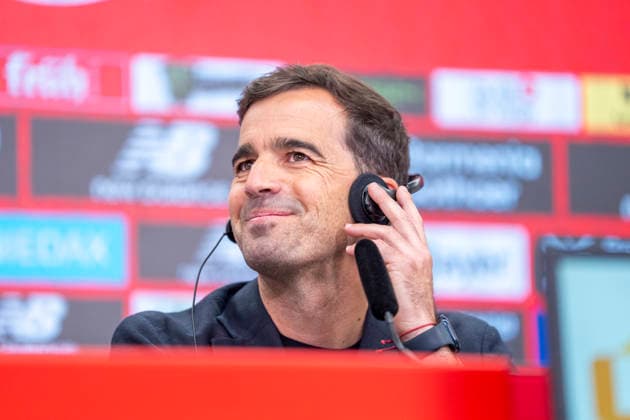 Hier im Bild: Carles Martinez (Bayer 04 Leverkusen, Cheftrainer) 05.06.2025, Pressekonferenz Bayer 04 Leverkusen. Carles Martinez wird im Rahmen einer Pressekonferenz als neuer Cheftrainer bei Bayer Leverkusen vorgestellt , GER, Leverkusen, BayArena DFL regulations prohibit any use of photographs as image sequences and or quasi-video. Copyright: HMBxMedia xMarcoxBader