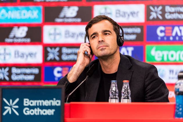 LEVERKUSEN, GERMANY - JUNE 05: Carles Martinez Novell (Head coach Bayer 04 Leverkusen) is being presented as the new Head Coach during a press conference, PK, Pressekonferenz at BayArena on June 05, 2026 in Leverkusen, Germany. North Rhine Westphalia Germany Copyright: xSteffiexWunderlx